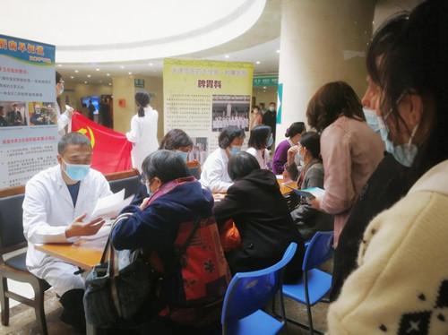 守護“胃”來，健康同行 消化科黨支部國際護胃日健康咨詢活動紀實